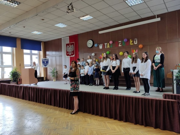Akademia szkolna - uroczyste rozpoczęcie roku szkolnego