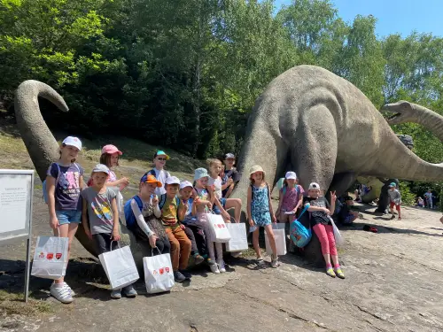 Uczniowie klasy 2b na wycieczce w ZOO