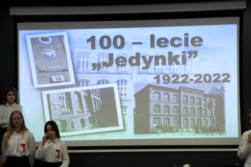 Zdjęcie z obchodów Jubileuszu 100-lecia Jedynki