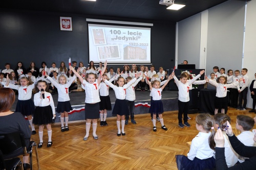 Zdjęcie z obchodów Jubileuszu 100-lecia Jedynki