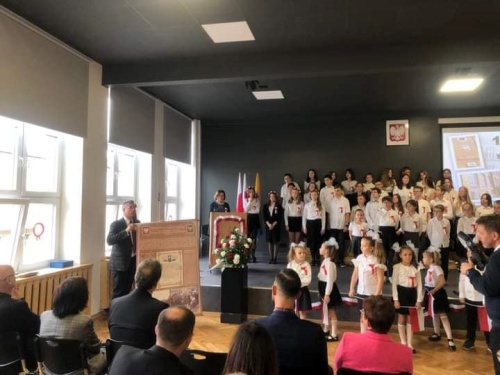 Zdjęcie z obchodów Jubileuszu 100-lecia Jedynki