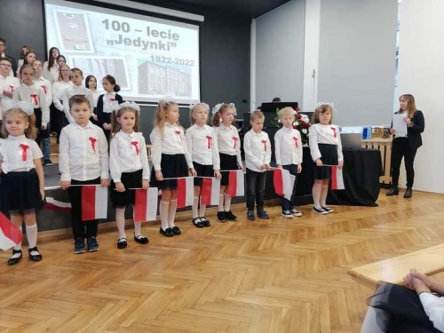 Zdjęcie z obchodów Jubileuszu 100-lecia Jedynki