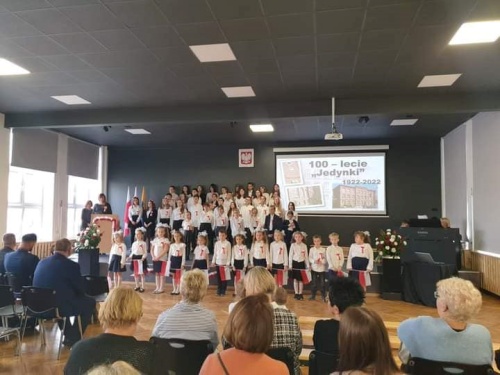 Zdjęcie z obchodów Jubileuszu 100-lecia Jedynki