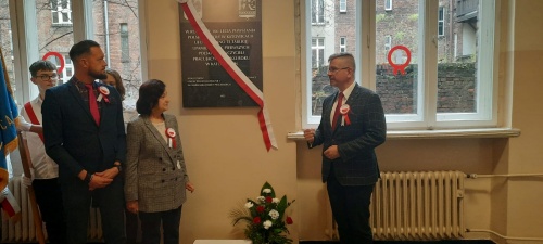 Zdjęcie z obchodów Jubileuszu 100-lecia Jedynki