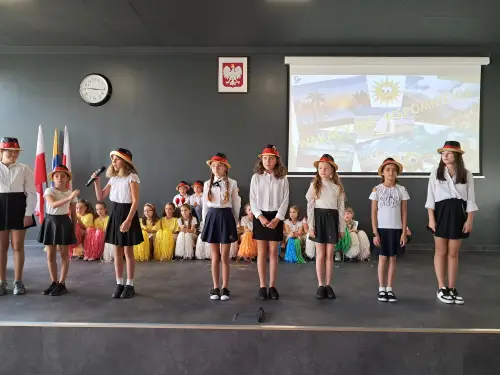 Zdjęcie z akademii
