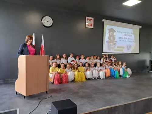 Zdjęcie z akademii