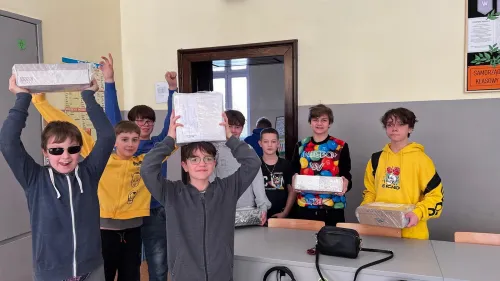 Zdjęcie z akcji zbierania groszy
