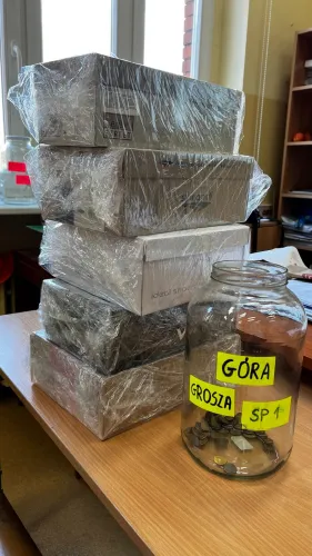 Zdjęcie z akcji zbierania groszy