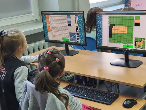 Zdjęcie z zajęć komputerowych