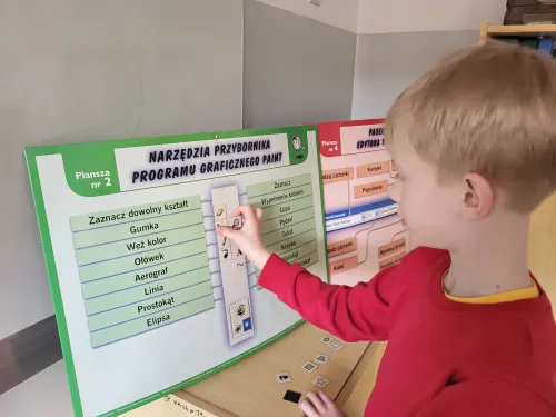 Zdjęcie z zajęć komputerowych