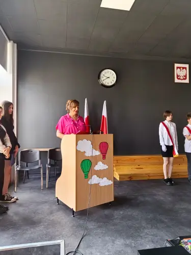 Zdjęcie z apelu na zakończenie roku szkolnego
