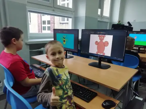 Zdjęcie z zabawy z misiami