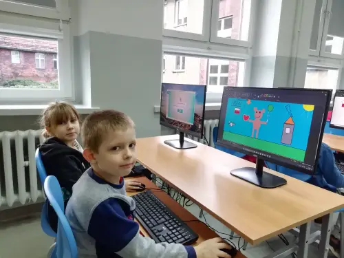 Zdjęcie z zabawy z misiami