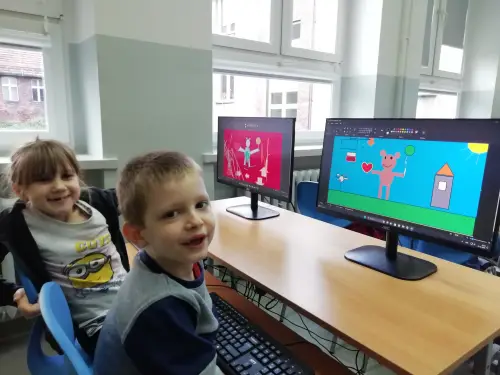 Zdjęcie z zabawy z misiami