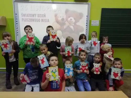 Zdjęcie z zabawy z misiami
