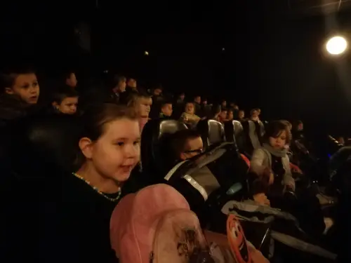 Zdjęcie z lekcji w kinie