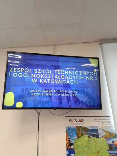 Zdjęcie wizyty uczniów w ramach projektu