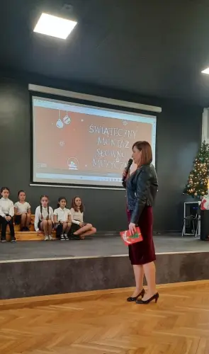 Zdjęcia z montażu słowno-muzycznego
