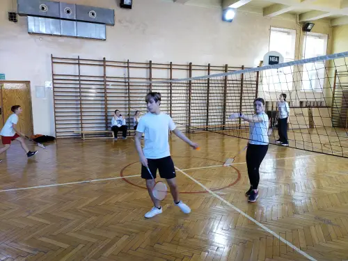 Zdjęcia z turnieju badmintona