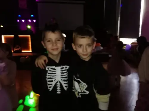 Zdjęcie dzieci na balu
