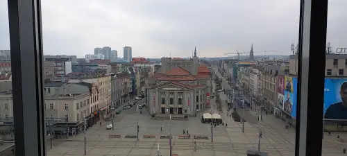 Zdjęcie z obchodów Dnia Kobiet w klasach 4-8
