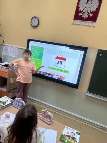 Zdjęcie ze szkolnych obchodów Dnia Matematyki