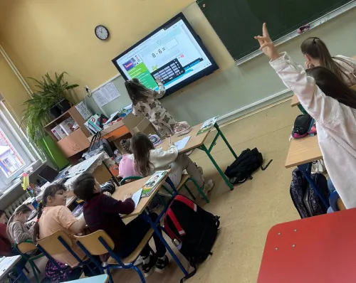 Zdjęcie ze szkolnych obchodów Dnia Matematyki