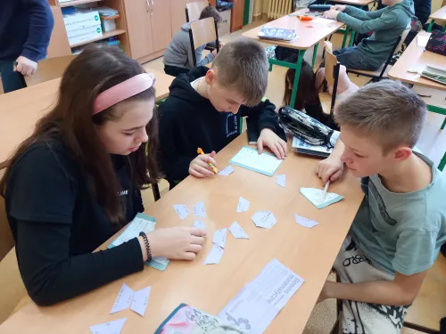 Zdjęcie ze szkolnych obchodów Święta Liczby Π 