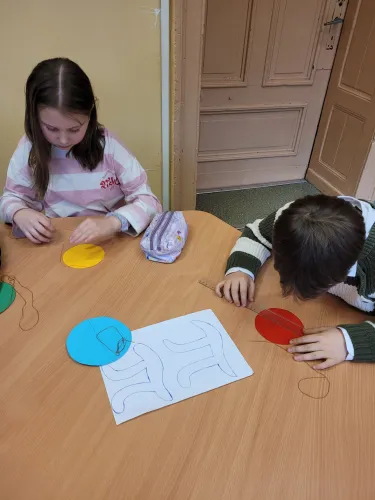 Zdjęcie ze szkolnych obchodów Święta Liczby Π 