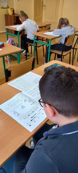Zdjęcie z etapu szkolnego Kangura
